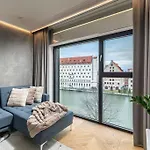 Luxury With Sauna - Old Town - Gold *
