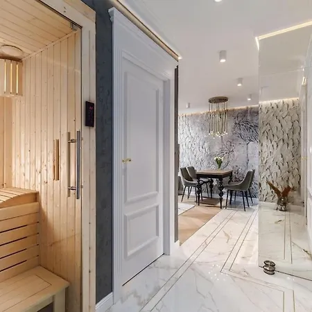 Unique Apartments - Gold - Private Sauna & River View & Ac Apartmán *